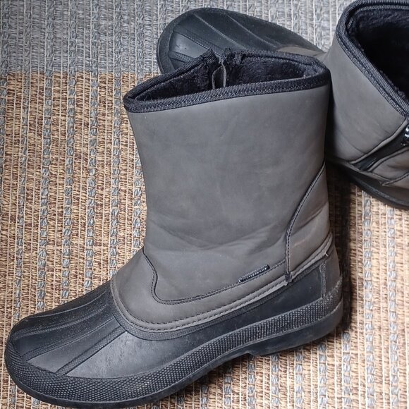 Water resistant 3M thinsulate black boots - Picture 1 of 4